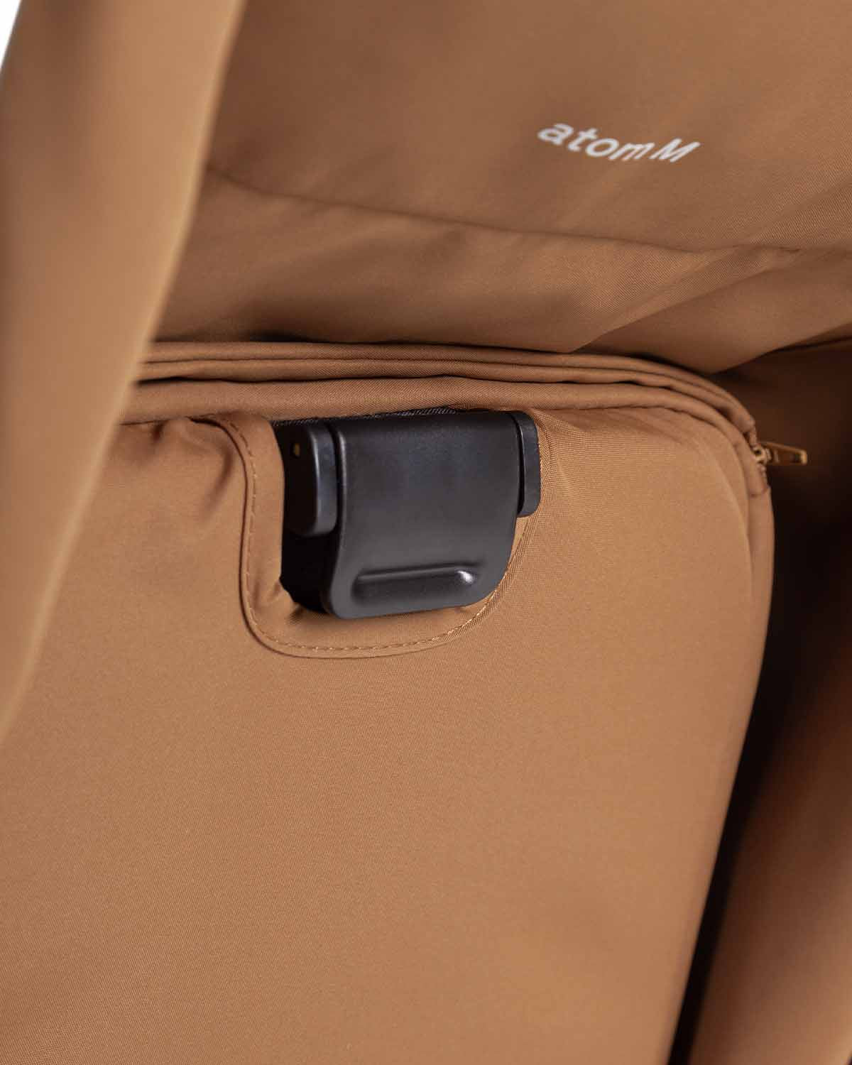 Carucior sport compact Carrello Atom M dimensiuni bagaj de mana in avion roti de cauciuc pliere automata max. 22 kg