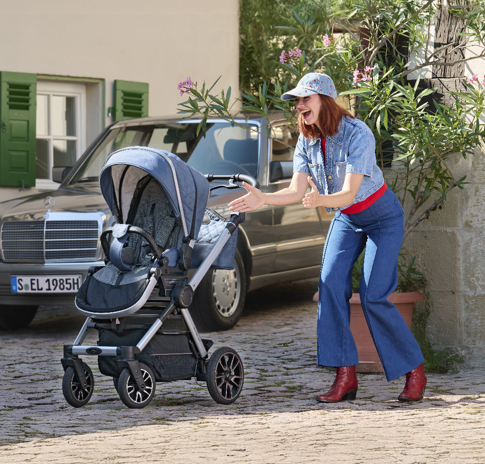 Carucior Mercedes-Benz Avantgarde GTX 3 in 1 cu scaun auto Römer Baby-Safe