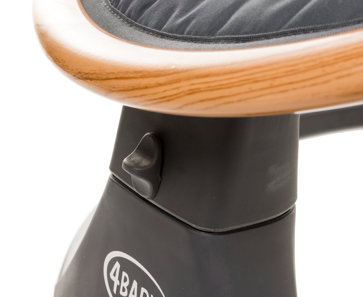 Leagan electric cu telecomanda 4Baby Rock'n Relax Wood Gri, max. 9 Kg, telecomanda, 5 viteze, 12 melodii, timer, USB