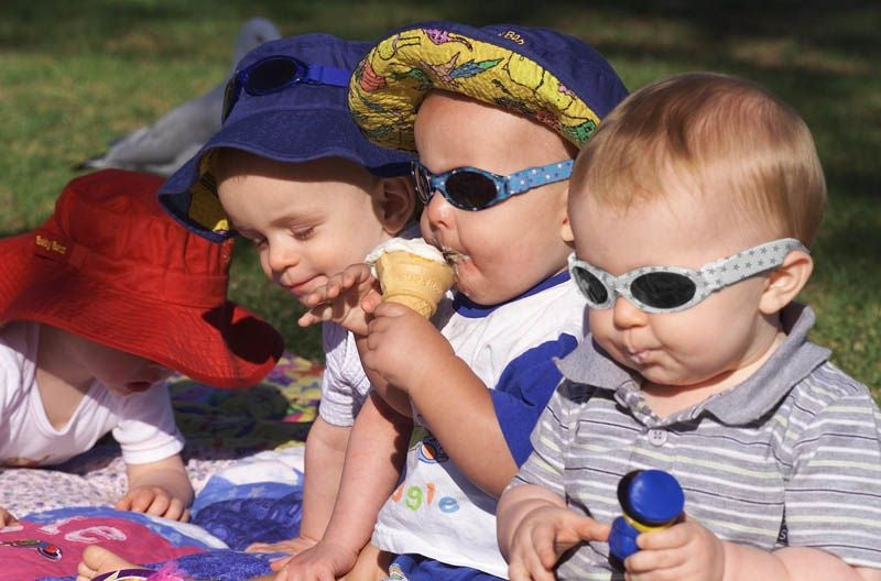 Ochelari cu protectie UV Dooky BabyBanz Blue Stars