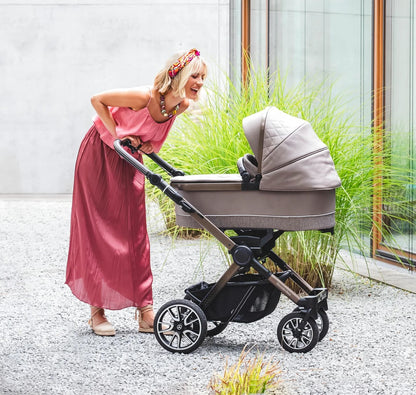 Carucior Mercedes-Benz 2 in 1 Avantgarde GTX Tartufo (717), partial resigilat