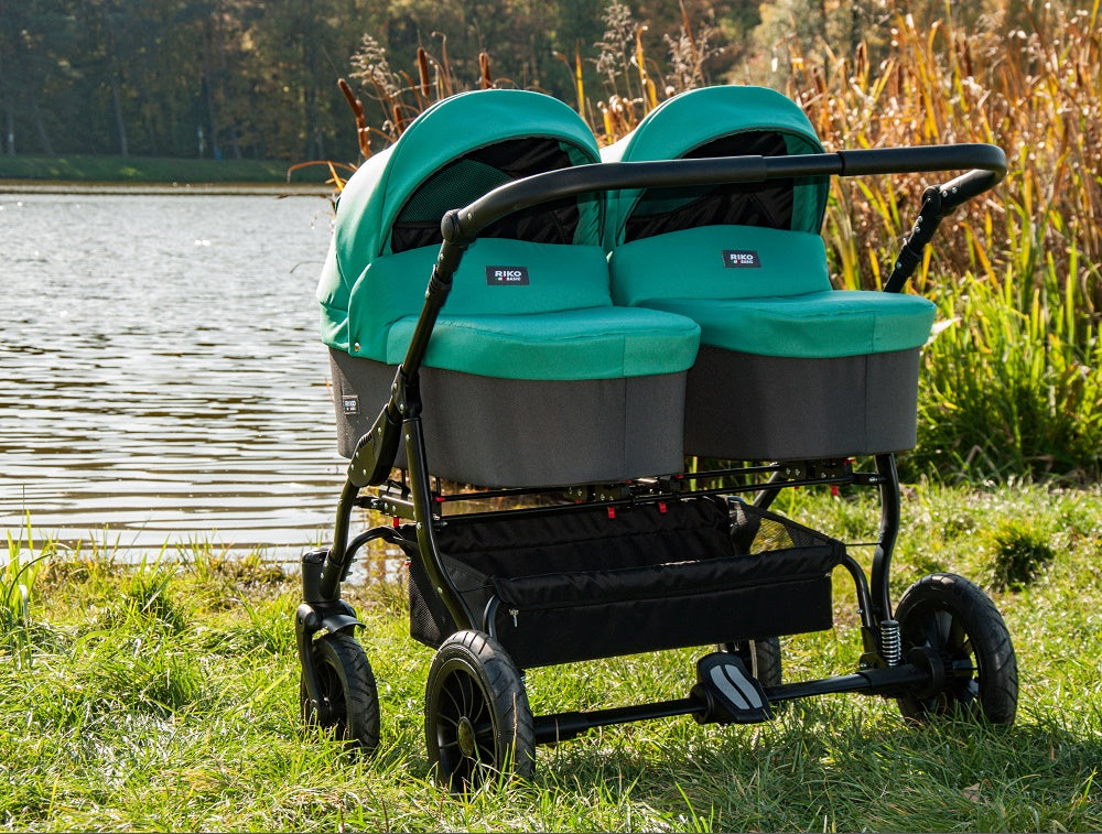 Carucior pentru gemeni Riko Basic Saxo Grey Fox scaune reversibile roti cu aer carucior-gemeni